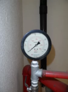 Inspeção de Manômetro Indicando Zero de pressão na Rede